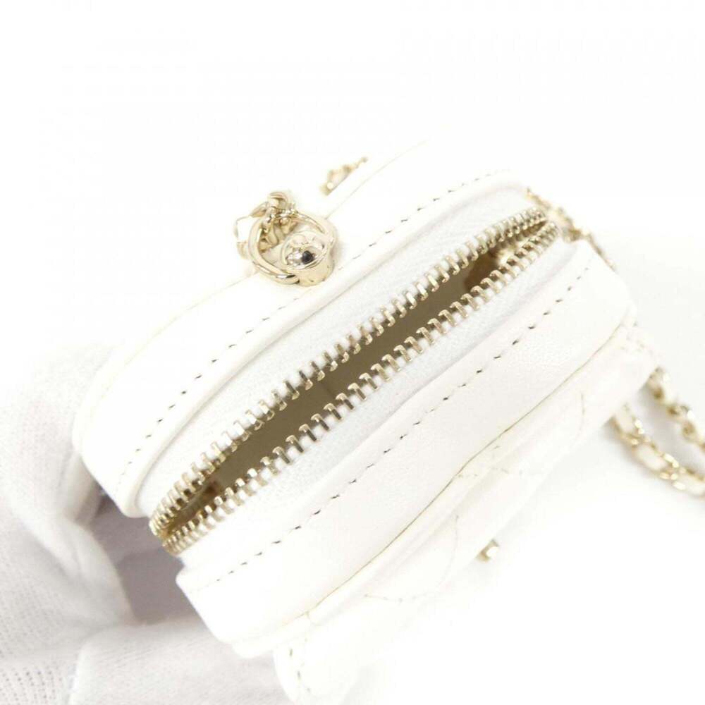 CHANEL White Wallet - Picture 6 of 6